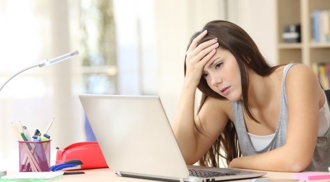 studentstrugglingatcomputer