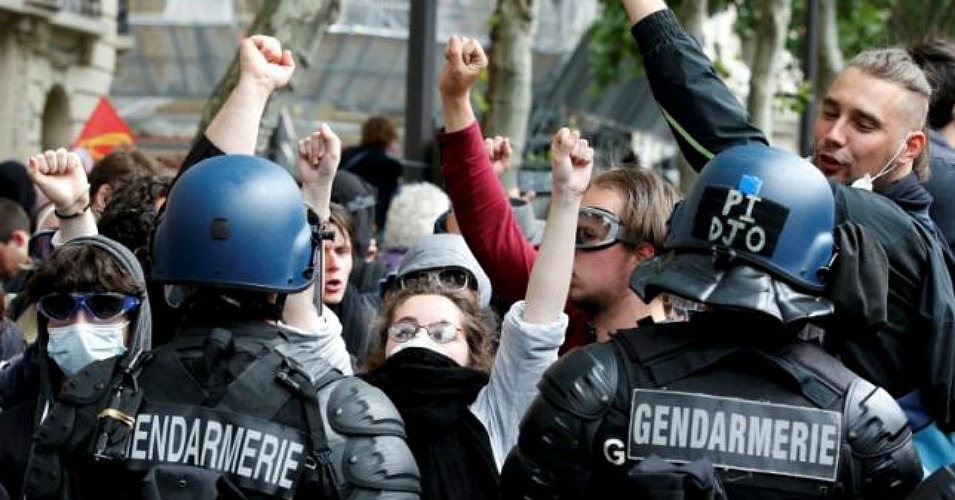paris_youthsprotest